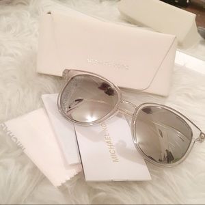 🚫SOLD🚫 Micheal Kors Silver Sunglasses